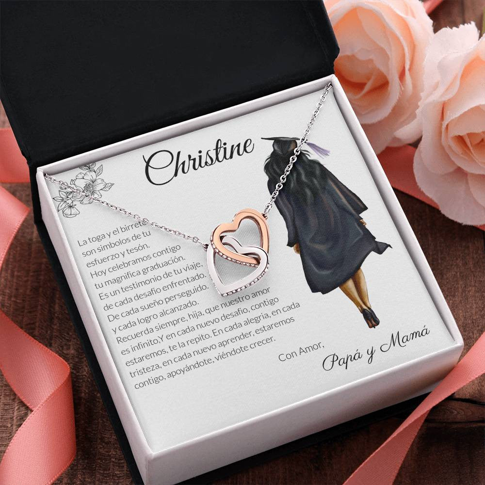 Joya del Triunfo: Collar Corazones Entrelazados con Mensaje del Corazón