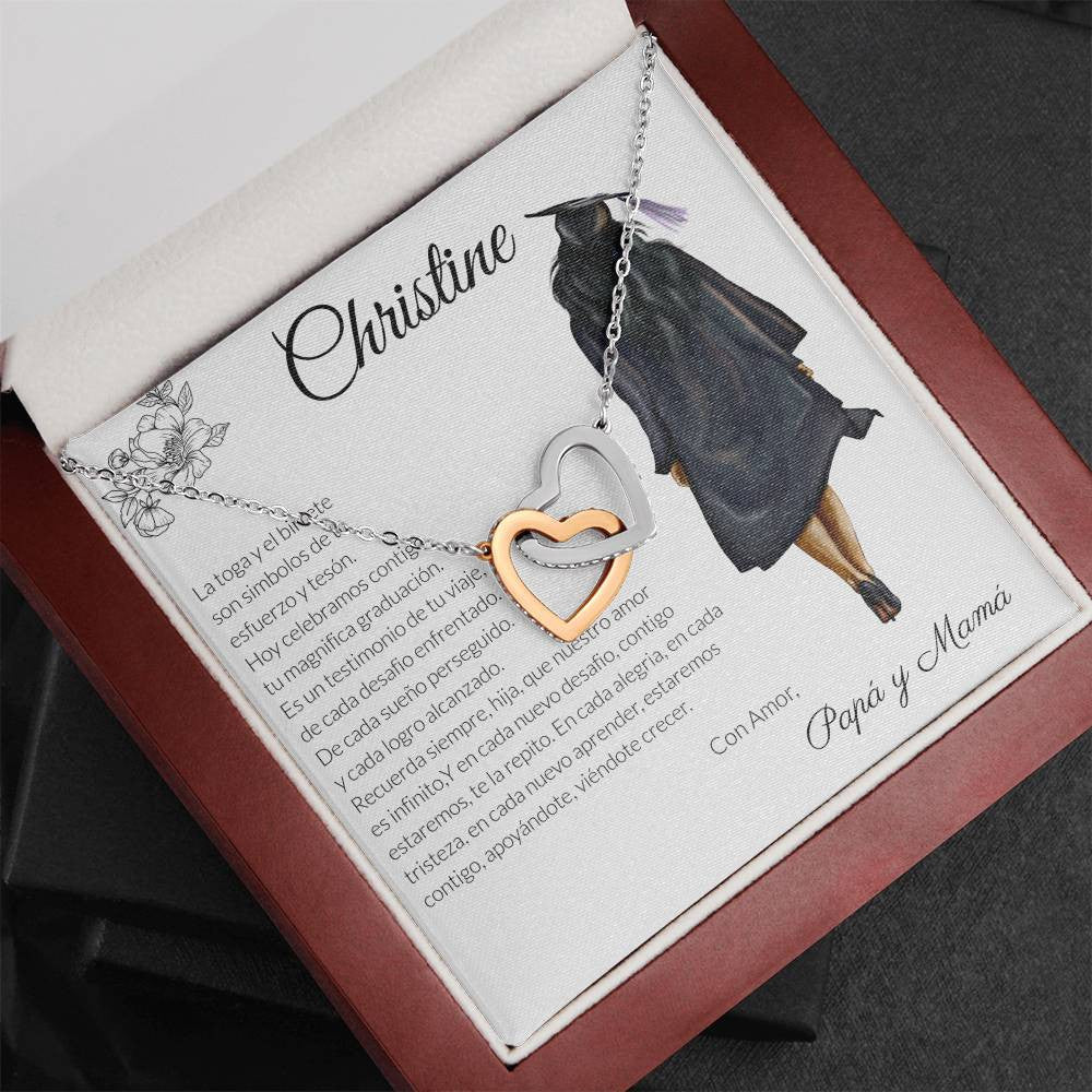 Joya del Triunfo: Collar Corazones Entrelazados con Mensaje del Corazón