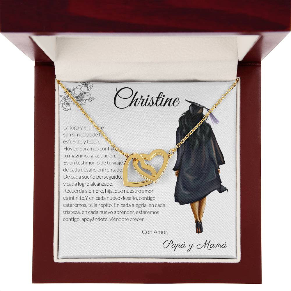 Joya del Triunfo: Collar Corazones Entrelazados con Mensaje del Corazón